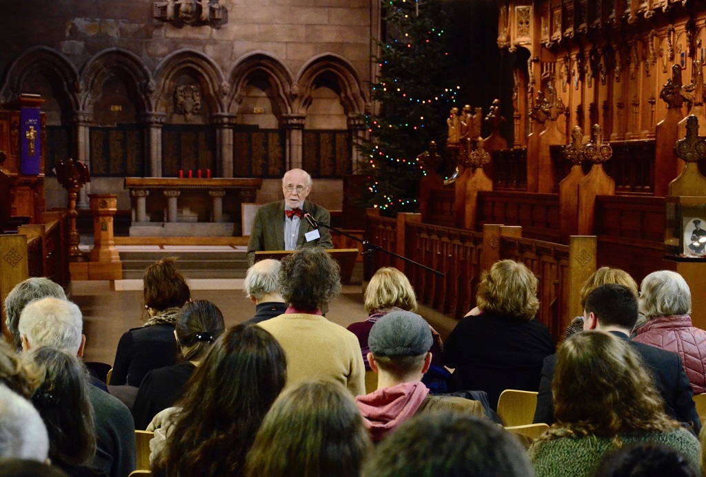 Professor Bernard McGinn in the chapel of Glasgow University delivering the opening keynote: ‘The Nothingness of God in Jewish and Christian Mysticism’. Photographer: Pol Hermann