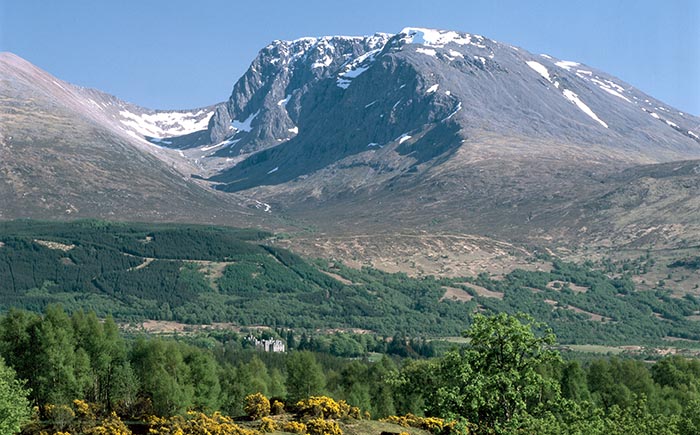 Doughnot Video 1 Overlay Ben Nevis, the highest peak in Britain