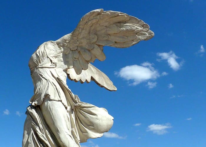 Statue of an Angel, Montpellier, France – za replica of the original Greek statue found in the Louvre in Paris, dating from around 1000 B.C.